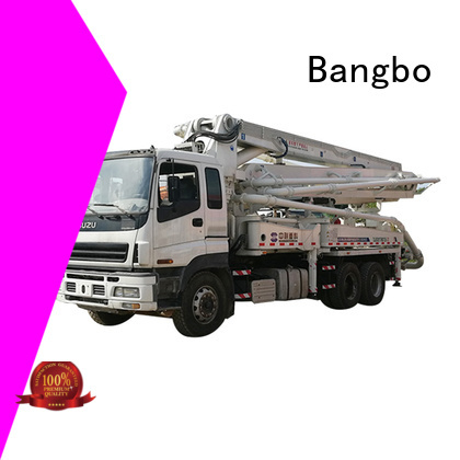 Great cement pump truck supplier for construction project