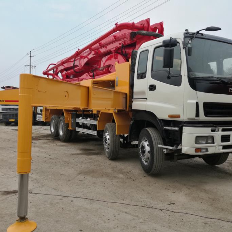 Used Putzmeister 38m 42m 46m 49m 52m Truck Mounted Concrete Pump Truck for sale