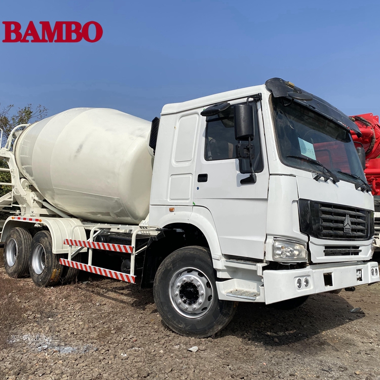 Used zoomlion howo 10m3 second hand diesel mobile concrete mixer trucks for sale in south africa